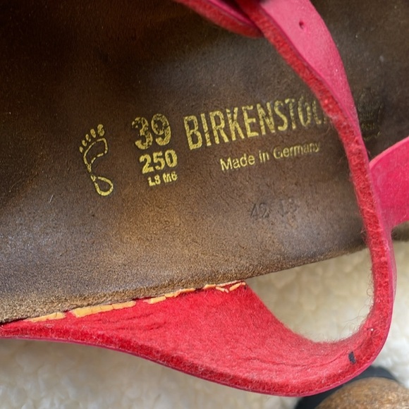 Birkenstock Gizah Red Sandals Size 39 (8/8.5) - Picture 4 of 9